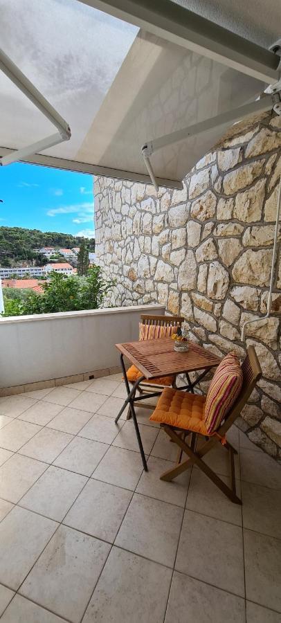 Apartments Antonia Hvar Town Luaran gambar