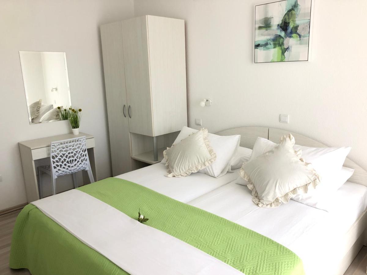 Apartments Antonia Hvar Town Luaran gambar