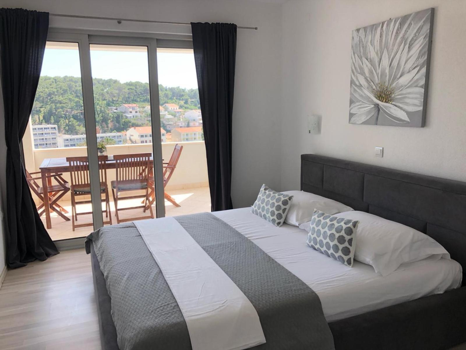 Apartments Antonia Hvar Town Luaran gambar