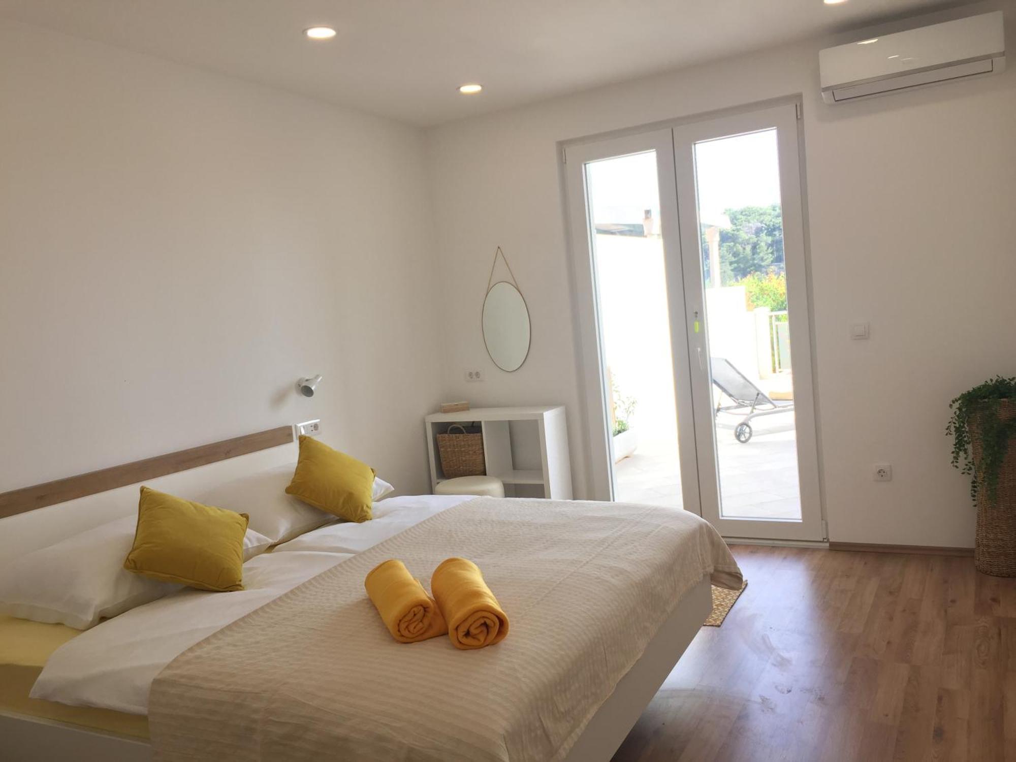 Apartments Antonia Hvar Town Luaran gambar